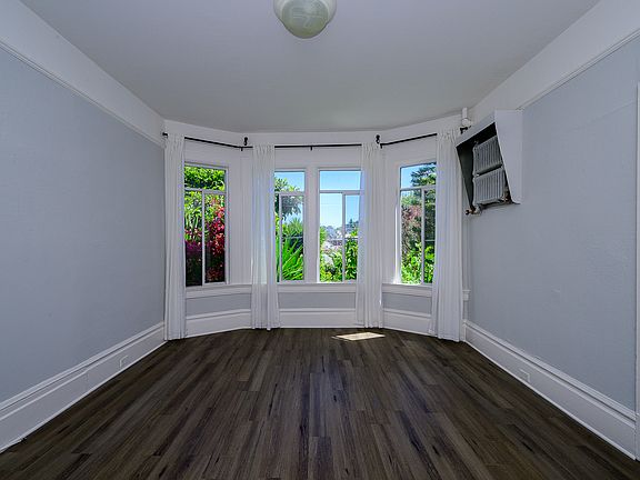 3rd image of 3661 16th St APT 14
