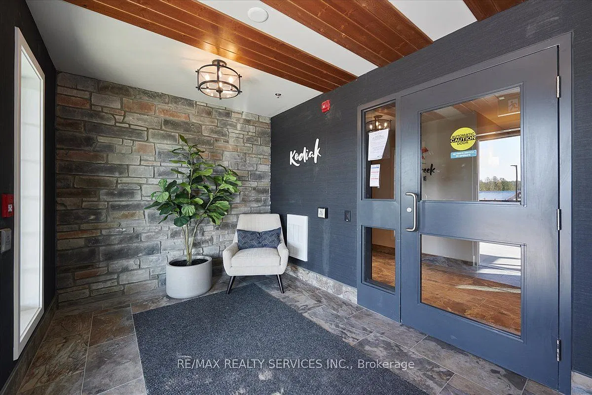 2 bed, $2,200 — Photo 2