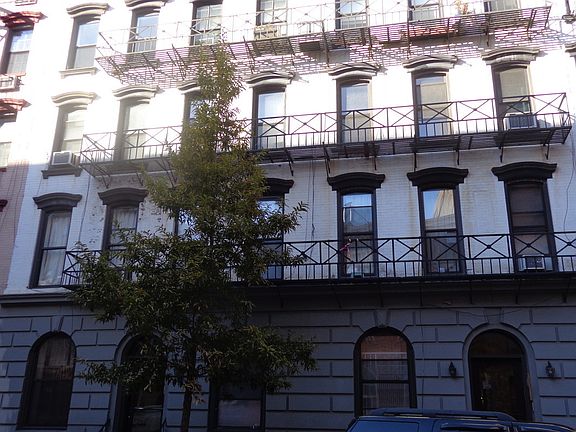 2nd image of 27 Jones St APT 3B