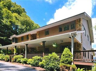 780 Mount Valley Rd, Waynesville, NC 28785