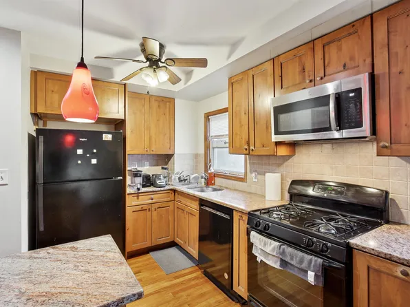 11 Elna Court image 2 of 30