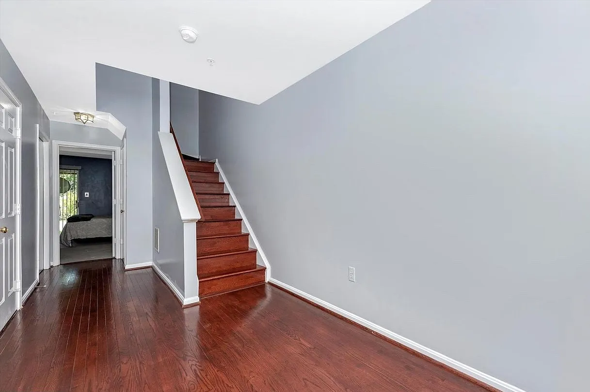 4 bed, 2248 sqft, $2,700 — Photo 4