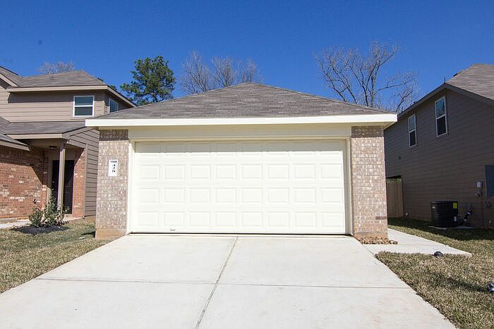 1st image of 428 Upper Creek Dr