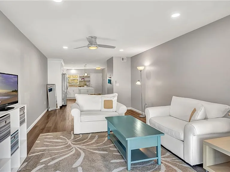 2800 Indian River Blvd #G8 — Photo 4