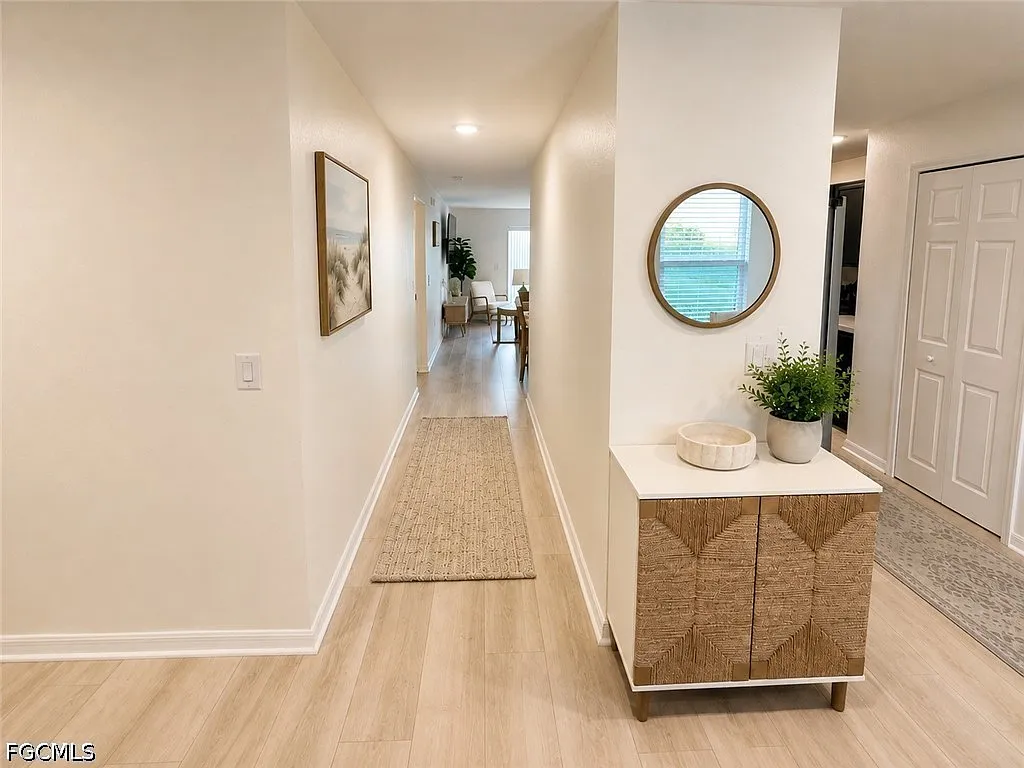 3 bed, 2.0 bath, 1551 sqft, $2,250 — Photo 3