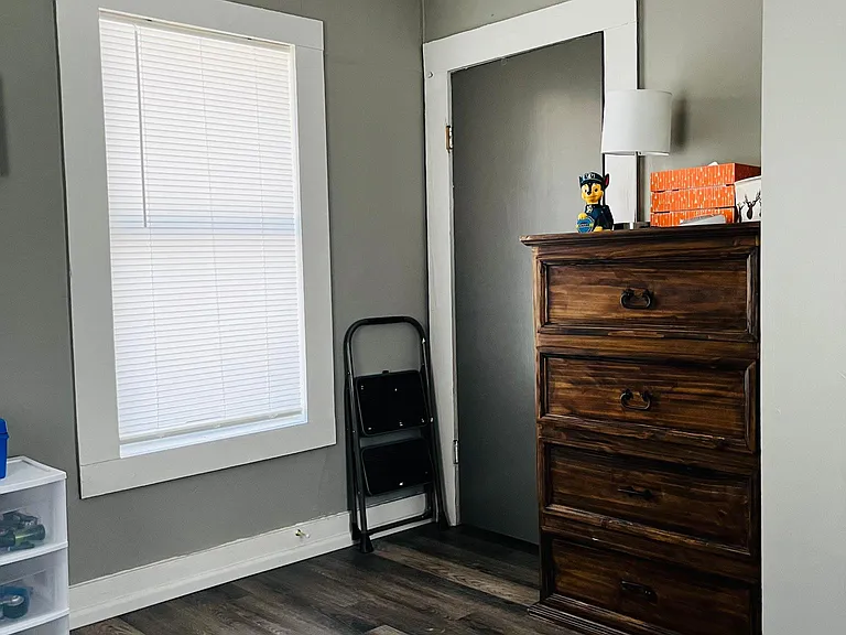 2018 Sledge St — Photo 5