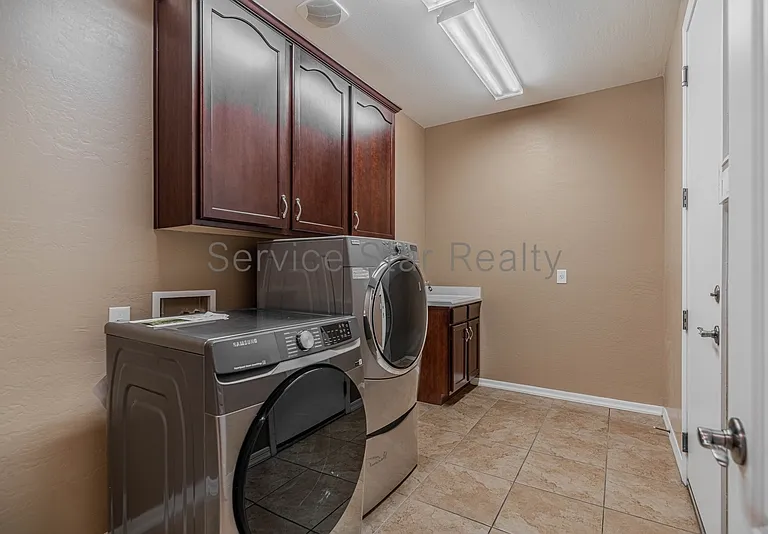 2214 E Chanute Pass — Photo 6