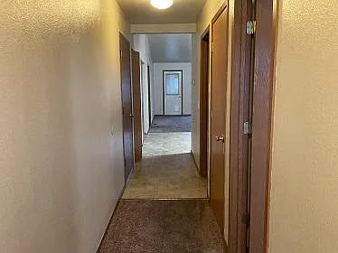 4160 E 2nd Ave #B — Photo 2