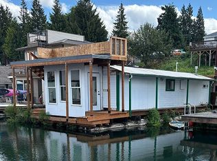 205 N Bridgeton Rd SLIP 5, Portland, OR 97217