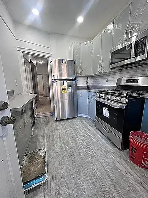 Rented by Brickview NYC Realty NYV LLC | media 2