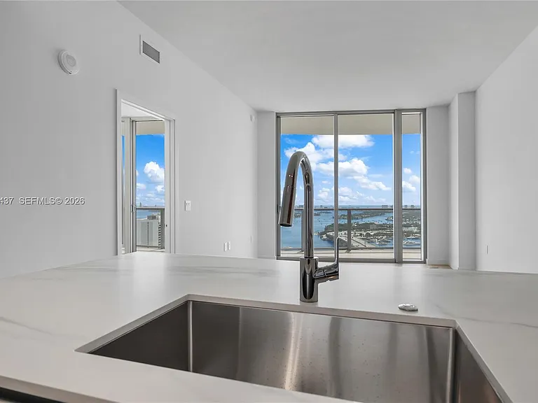 1400 Biscayne Blvd #3405 — Photo 5