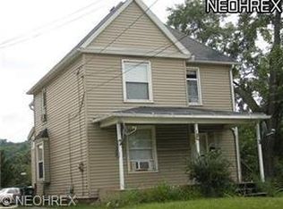 487 Spicer St, Akron, OH 44311
