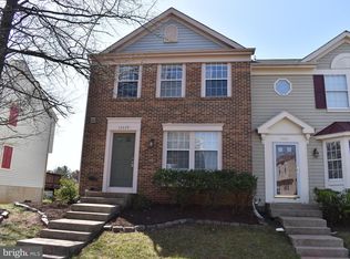 13329 Burkitts Rd, Fairfax, VA 22033