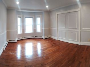 17 Davison St, Hyde Park, MA 02136