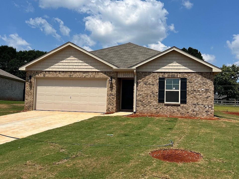 1st image of 223 Tobin Ln
