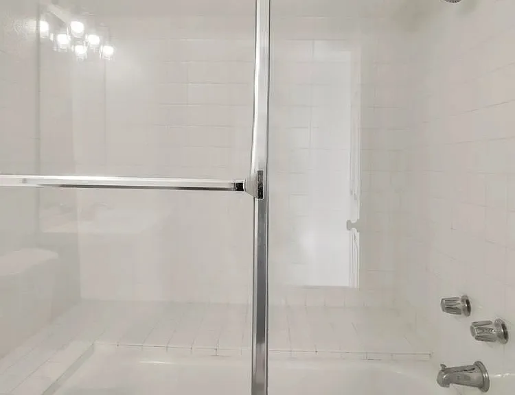 1828 Purdue Ave #201 — Photo 10