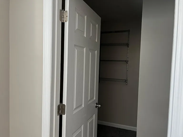 107 Chesapeake Ct — Photo 17