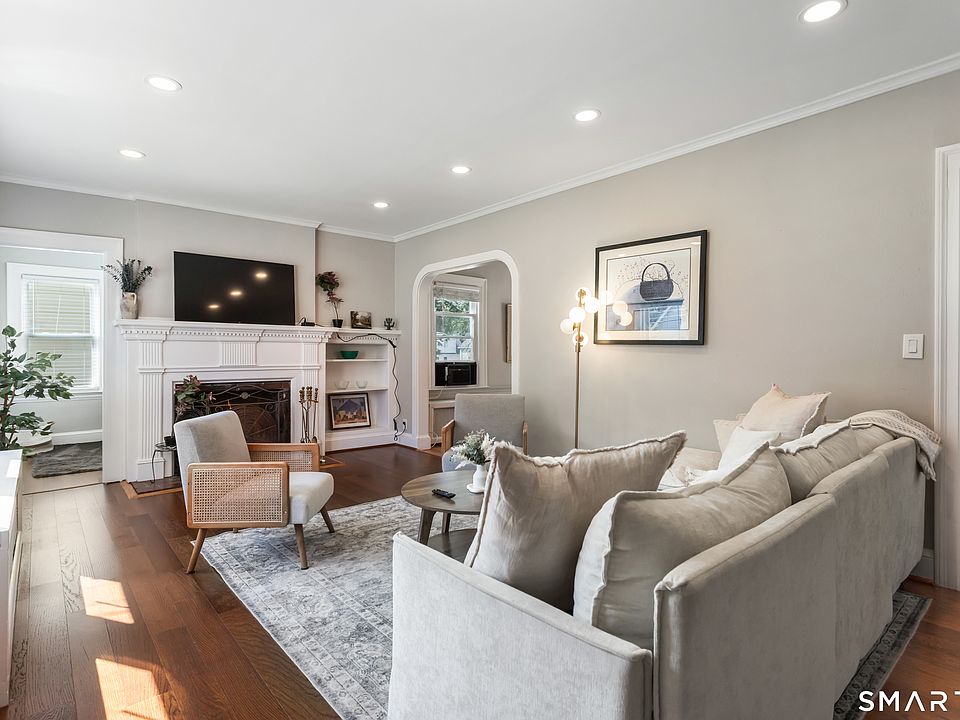 1st image of 86 Roydon Road