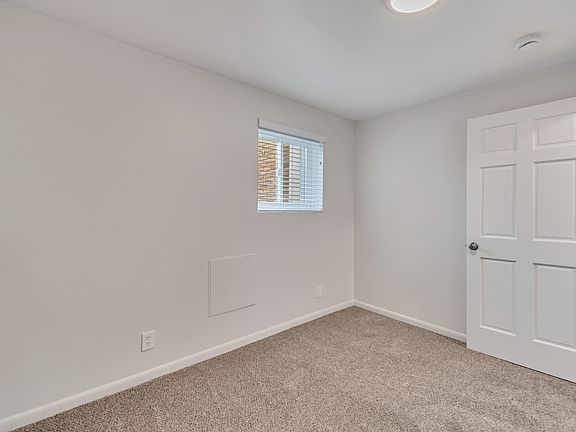 5th image of 2066 W Quailstone Dr #2