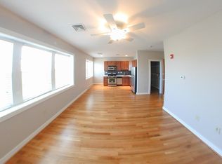 5 Rittenhouse Pl APT 21, Ardmore, PA 19003