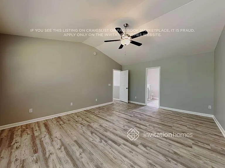 3920 Laurel Glen Dr — Photo 11