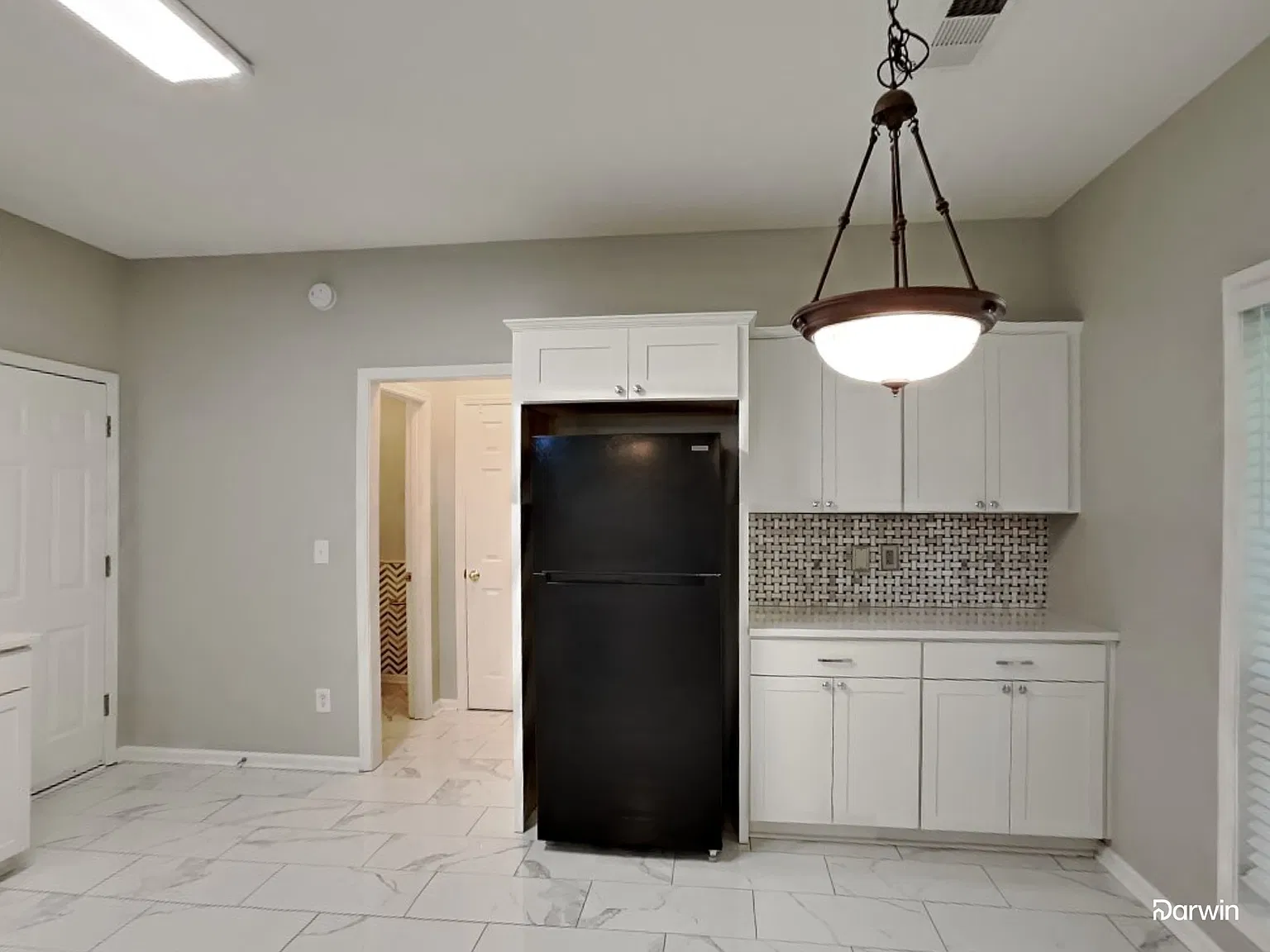 4 bed, 2.5 bath, 2000 sqft, $2,385 — Photo 4