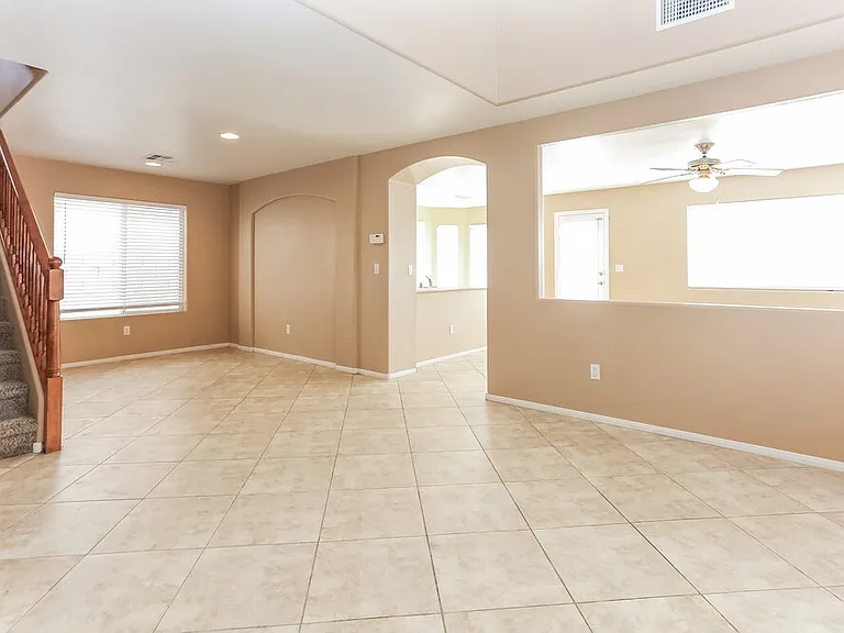 10405 Turning Leaf Ave — Photo 5