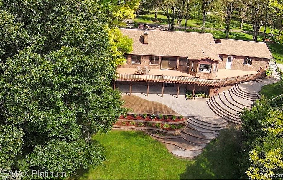 1st image of 13185 Old Pine Dr