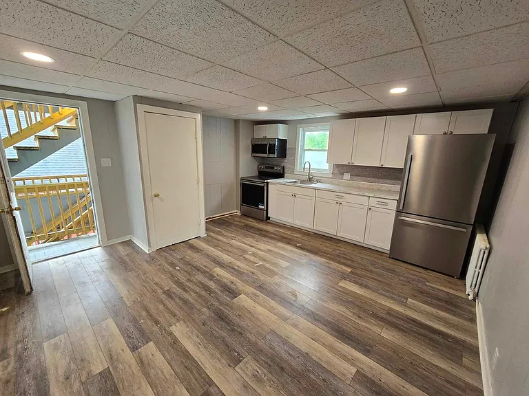 68 Northern Ave — Photo 4