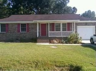 104 Hickory Ln, Ladson, SC 29456