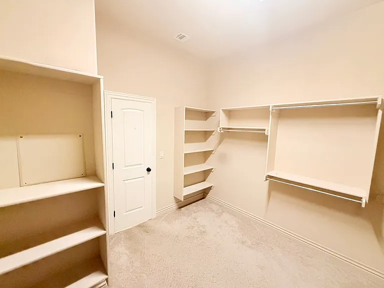 2413 NW 159th Ter — Photo 25