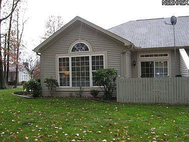 3rd image of 9 Hunters Woods Blvd