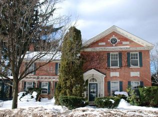 385 S Willard St, Burlington, VT 05401