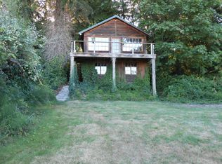 4877 Tiffany Dr, Clinton, WA 98236