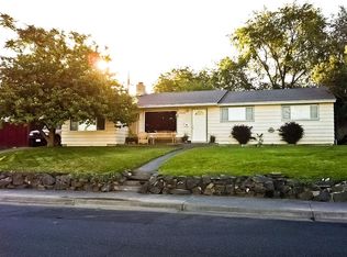 1015 S Skyline Dr, Moses Lake, WA 98837