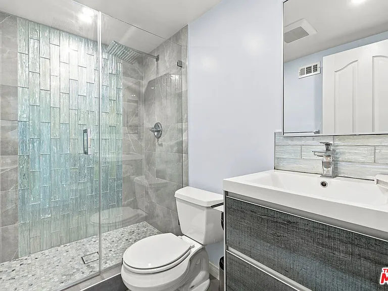 4355 Chaumont Rd — Photo 36