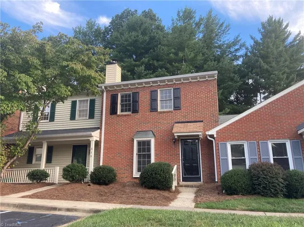 317 Oak Arbor Ln, Winston Salem, NC 27104