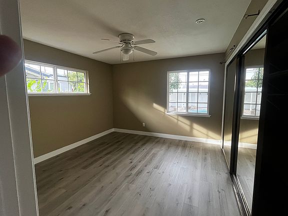 5th image of 23123 Vanowen St