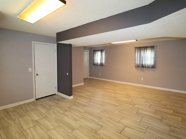 120 Sunnybrook Ct — Photo 16