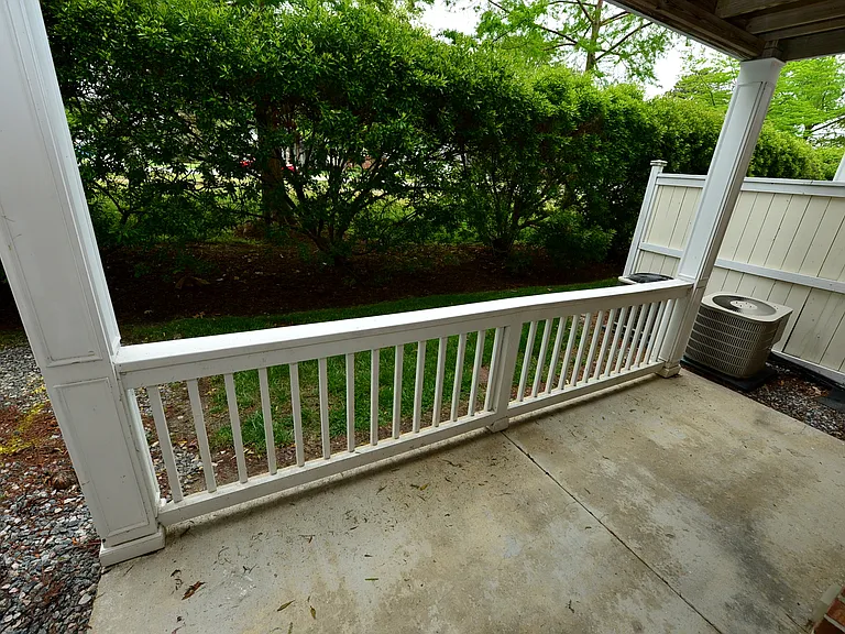 732 Sequoia Way — Photo 33
