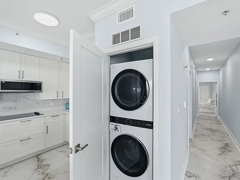 Washer/Dryer