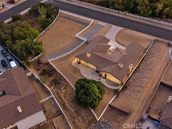 3rd image of 17920 Log Hill Dr
