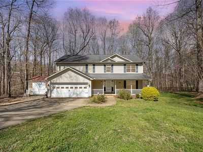 215 Blakes Ct, Thomasville, NC, 27360