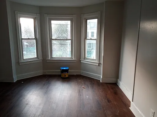 Building Photo - 210 Highland Ave