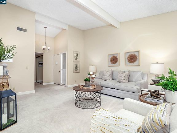 4th image of 2857 Ptarmigan Dr APT 3