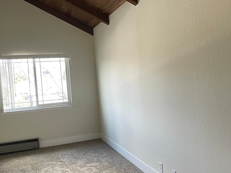 607 Timberpine Ave #2 — Photo 11