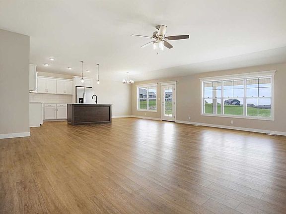 3rd image of 8023 Jt Court