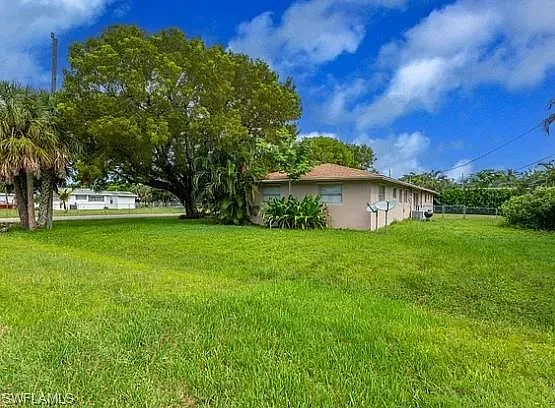 2 bed, 1.0 bath, 1000 sqft, $2,300 — Photo 3