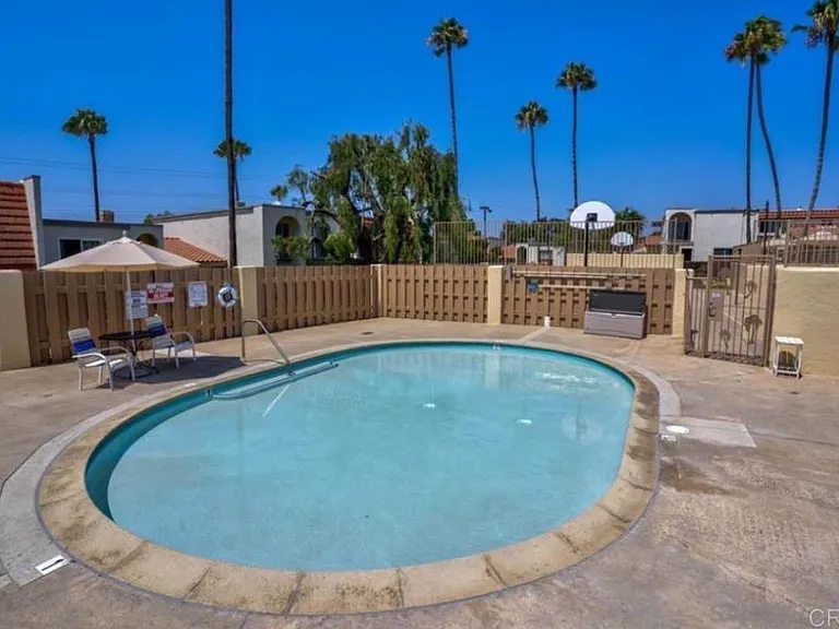 4166 Balboa Way — Photo 35