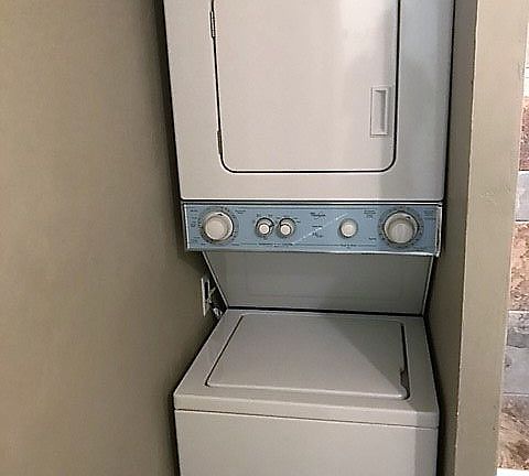 5th image of 91 S 22nd St #1